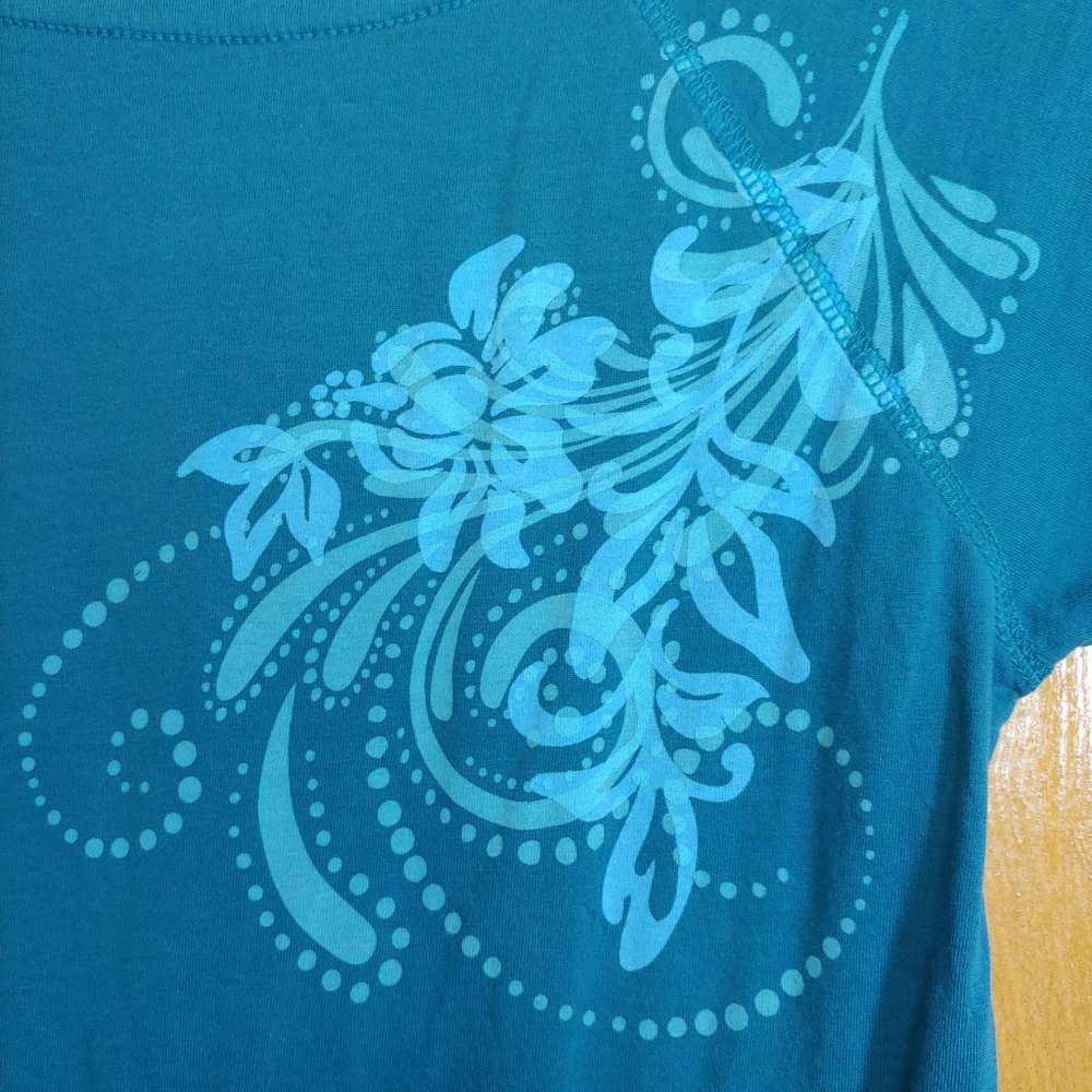 Crazy Shirts tee - Picture 5 of 5